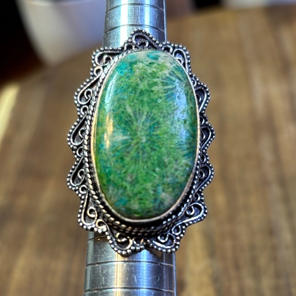 Jewelry - Beautiful Unikite 925 ring size 7